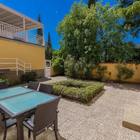 Apartament Casa Mia *